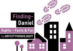 Dieses Bild zeigt das Logo von Finding Daniel, der Schnitzeljagd mit dem Stadtführer Daniel. Dies ist ein Produkt der MyCityHighlight. Auf dem Logo hat es 3 Häuser und Fussspuren in einem Location Pin. Das Logo ist in den Farben Aubergine, Weiss und Schwarz.